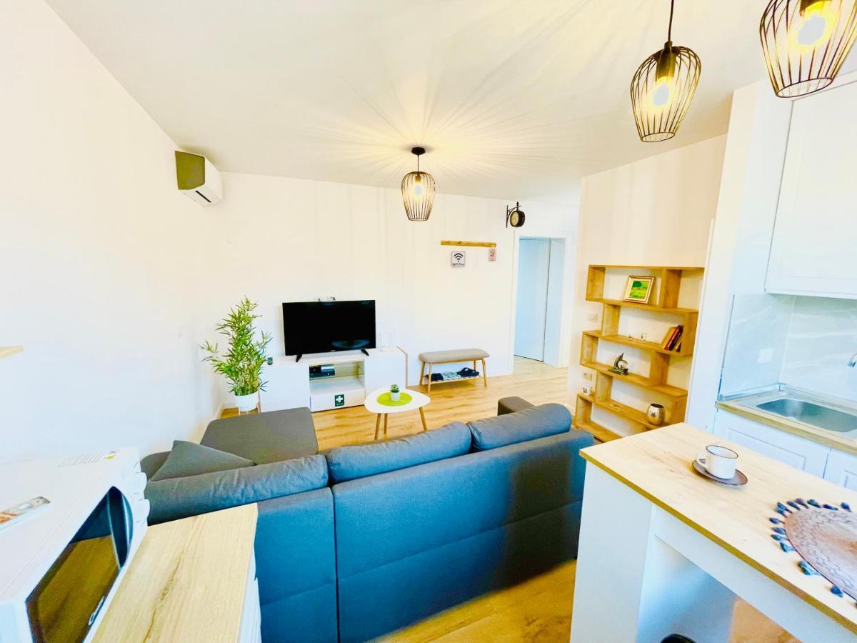 Central Apartment 2, Тирана Экстерьер фото