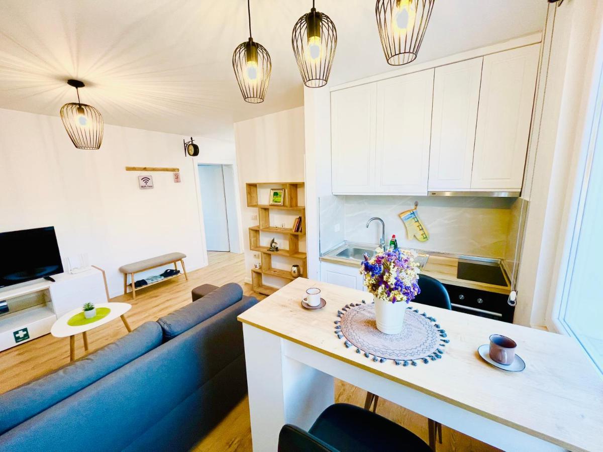 Central Apartment 2, Тирана Экстерьер фото