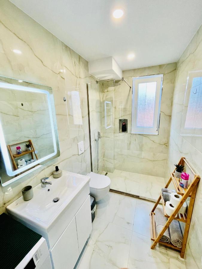 Central Apartment 2, Тирана Экстерьер фото