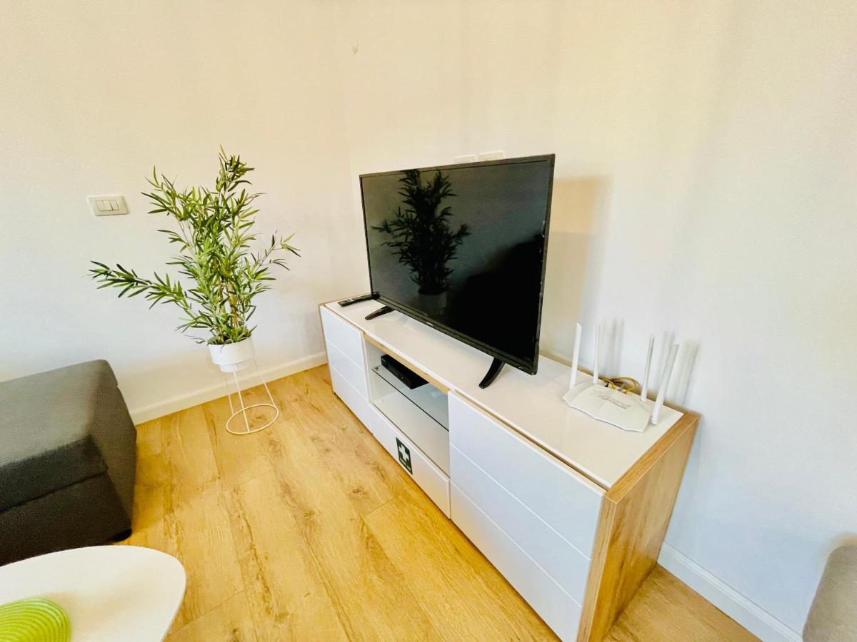 Central Apartment 2, Тирана Экстерьер фото