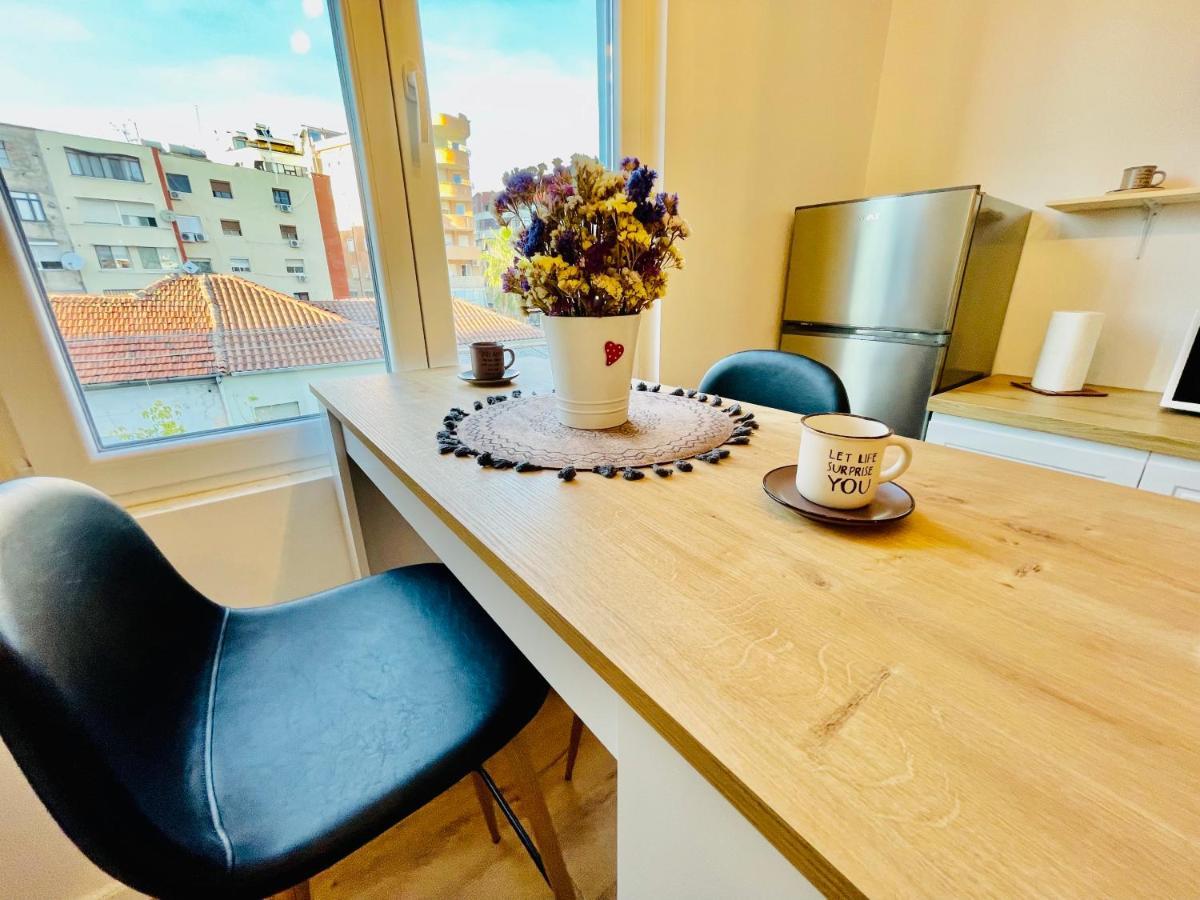 Central Apartment 2, Тирана Экстерьер фото